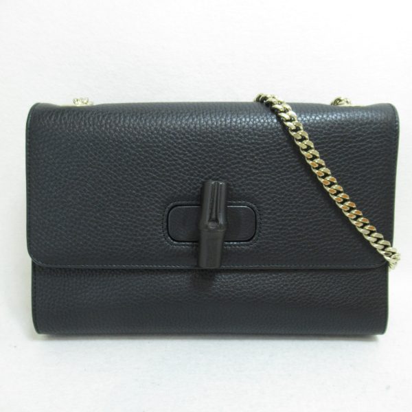 1 Gucci Chain Shoulder Bag Leather Black