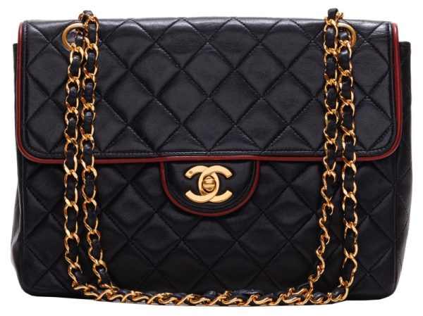 1 Chanel Matelasse Chain Shoulder Bag Lambskin Black Red