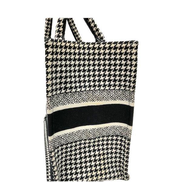 10 Christian Dior Book Tote Bag Medium Houndstooth White Black