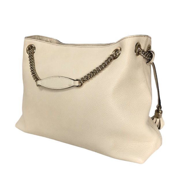 2 Gucci GG Soho Leather Chain Shoulder Bag White