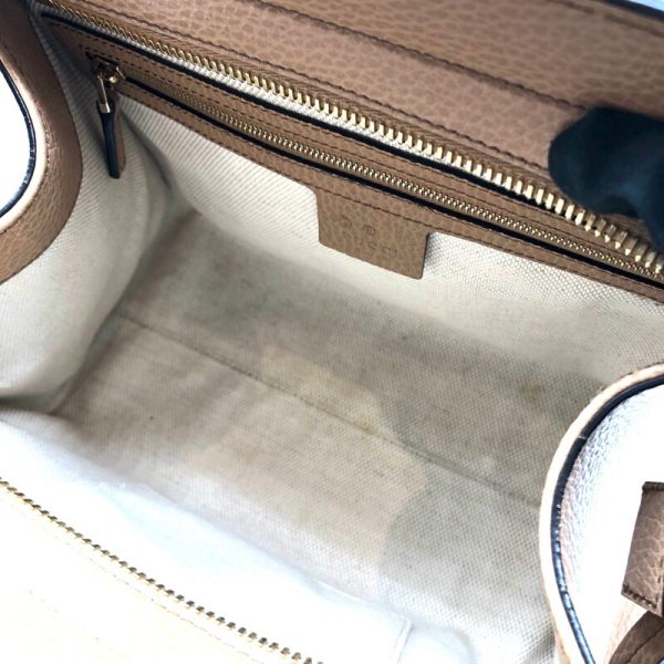 3 Gucci GG Embossed 2way Handbag