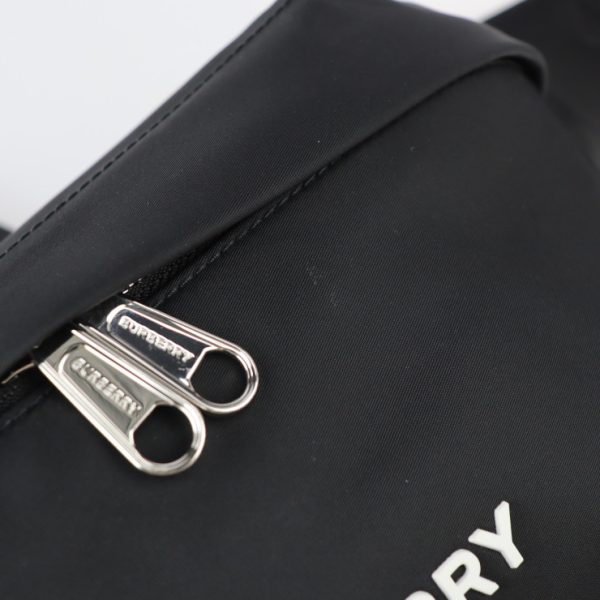 8 Burberry MD Sonny Body Bag Nylon Black Silver