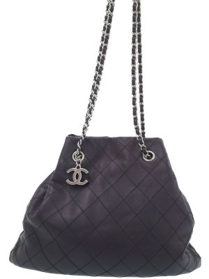1 Chanel 22P Blue Quilted Lambskin Top Handle Clutch On Chain