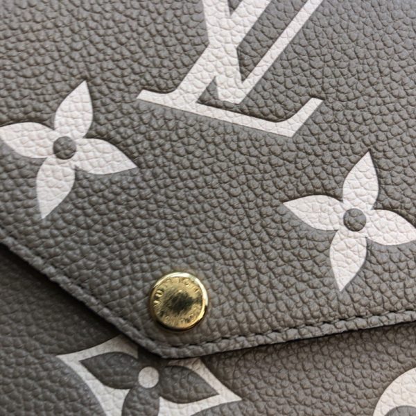 10 Louis Vuitton Pochette Félicie Tourtelle Crème