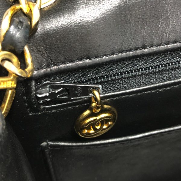 11 Chanel Mini Matelasse Gold Patent Shoulder Bag Black