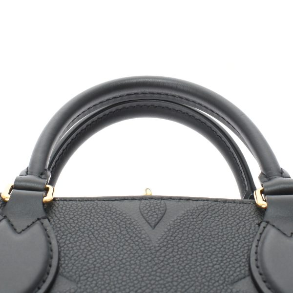 4 Louis Vuitton Monogram Empreinte On the Go PM Noir Leather Handbag