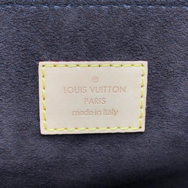 6 Louis Vuitton Pochette Metis MM Shoulder Bag