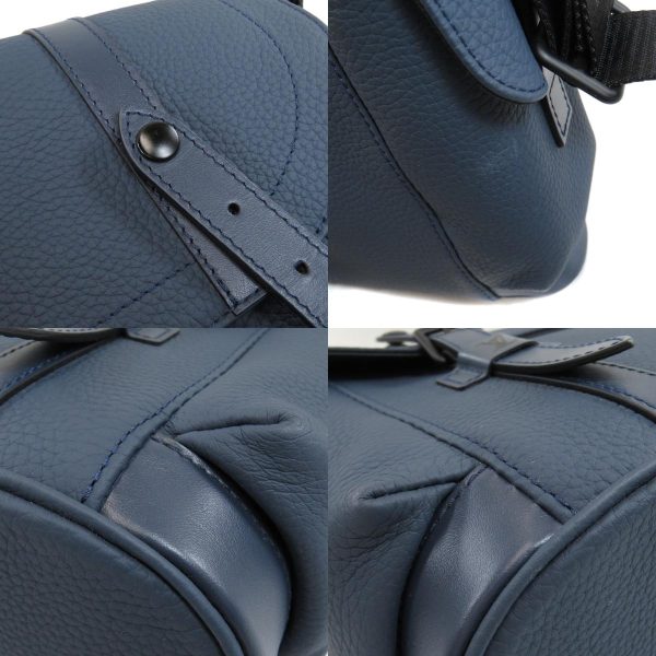 7 Louis Vuitton Christopher Messenger Shoulder Bag Taurillon Leather