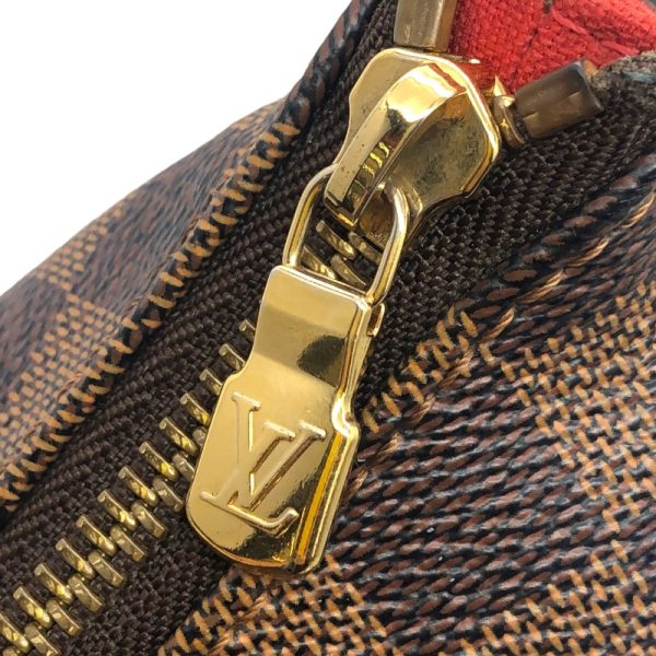 7 Louis Vuitton Bloomsbury PM Damier