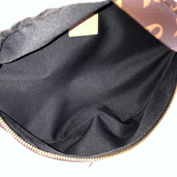 8 Louis Vuitton Monogram Bum Bag Brown