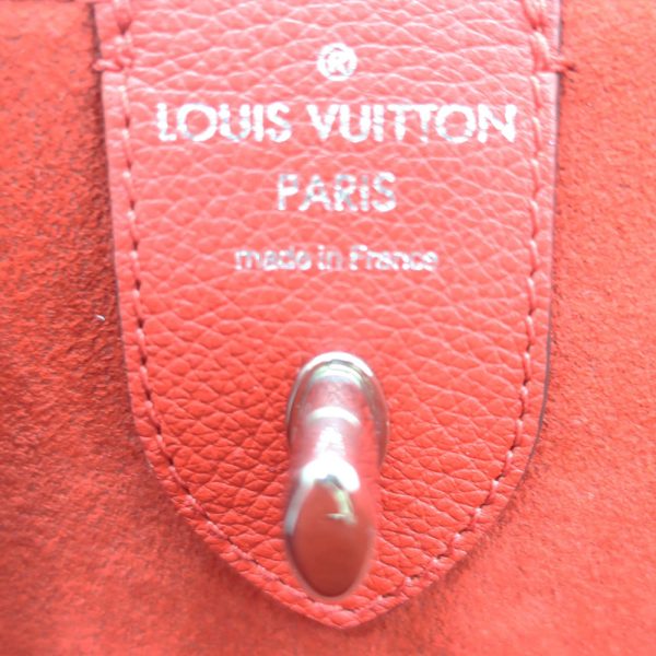 10 Louis Vuitton Lock Me Hippo Tote Bag Ruby Red