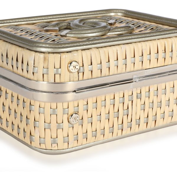 108512 box b3e2f732 1f7e 449b 9caf 38a3d5856933 Chanel Beige Rattan Gold Calfskin Small Vanity Case