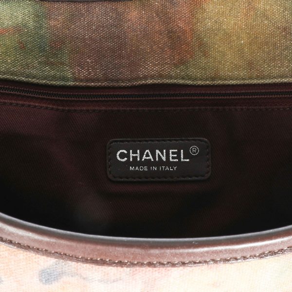 108640 ad2 352dd4c3 c8aa 48d7 ae79 fd4c2f339e08 Chanel Multicolor On the Pavements Graffiti Canvas Large Messenger Bag