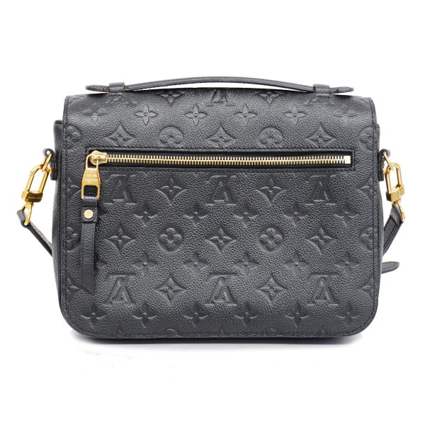 11 Louis Vuitton Monogram Empreinte Pochette Metis MM Noir