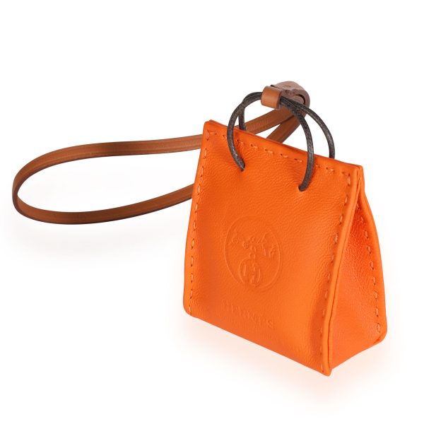 110448 sv Hermès Feu Milo Gold Swift Leather Bag Charm