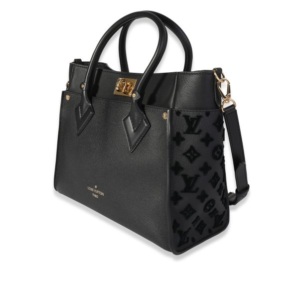 116664 pv Louis Vuitton Black Grained Calfskin Tufted Monogram On My Side MM