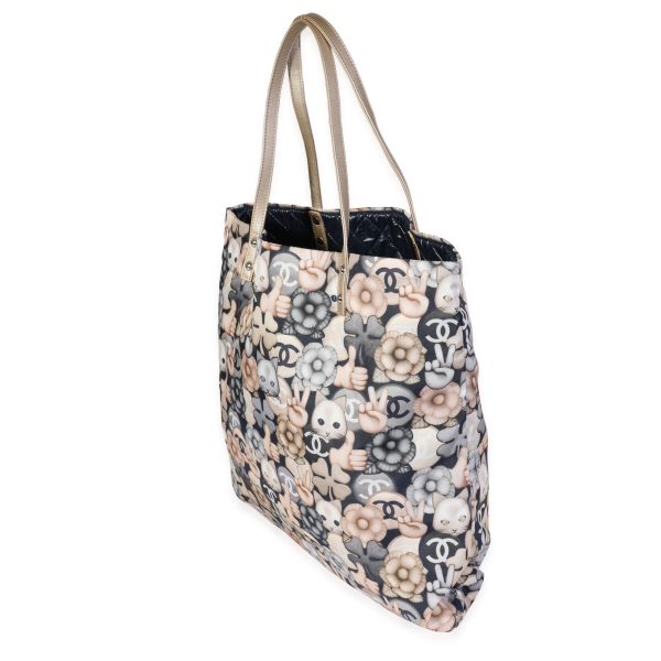 117799 sv df759030 c87f 49df a032 f49386496cc6 Chanel Blue Beige Cat Emoticon Nylon Tote