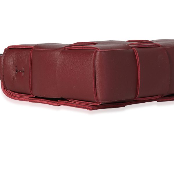 118347 clasp 3e937810 cd64 4957 b8fd 2a658455b641 Bottega Veneta Bordeaux Intrecciato Lambskin Cassette Bag