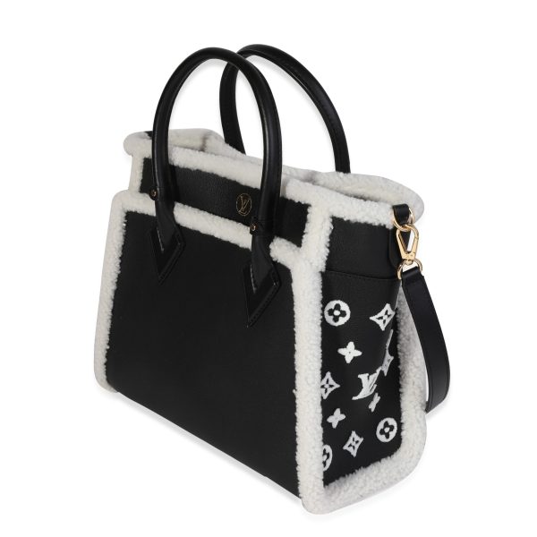 118593 sv Louis Vuitton Black Grained Calfskin White Shearling Monogram On My Side MM