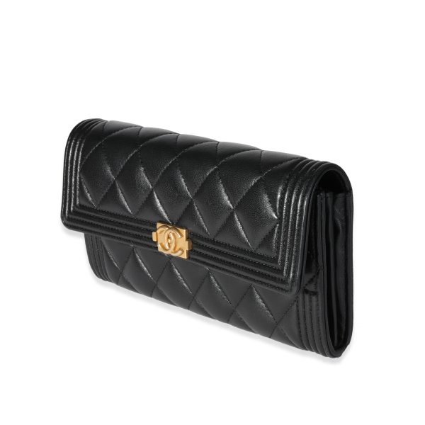 118643 sv Chanel Black Quilted Lambskin Boy Wallet