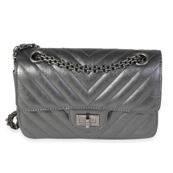 119796 fv c303c46f 70ca 40fd a8d9 2dc012bc01cf Chanel Metallic Grey Aged Calfskin Chevron Quilted 255 Reissue Mini Flap Bag