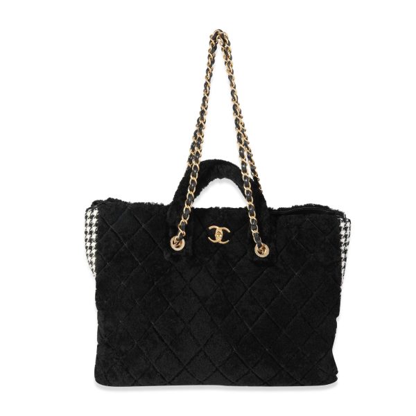 119900 bv ef24c047 1bd6 4e82 9c07 85b8879cb6c7 Chanel Black Shearling Houndstooth Boucle Shopper Tote