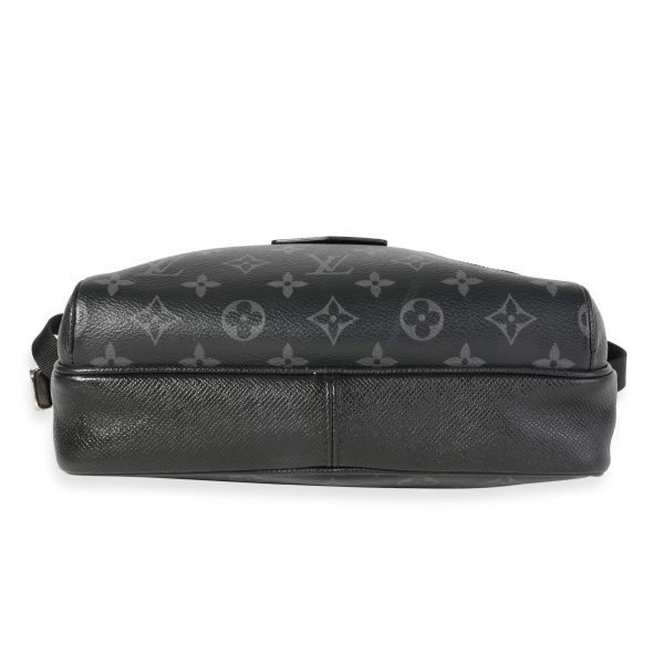 120220 stamp Louis Vuitton Black Taigarama Monogram Eclipse Canvas Outdoor Messenger