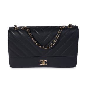 121131 fv 696c2474 1c66 4221 8a50 1e2d0e4d0894 Chanel Tote Bag