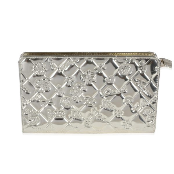 121290 fv ab87e3b9 0d5f 4681 bd68 92f1eae0fe1a Chanel Metallic Gold Patent Lucky Symbols Pouch