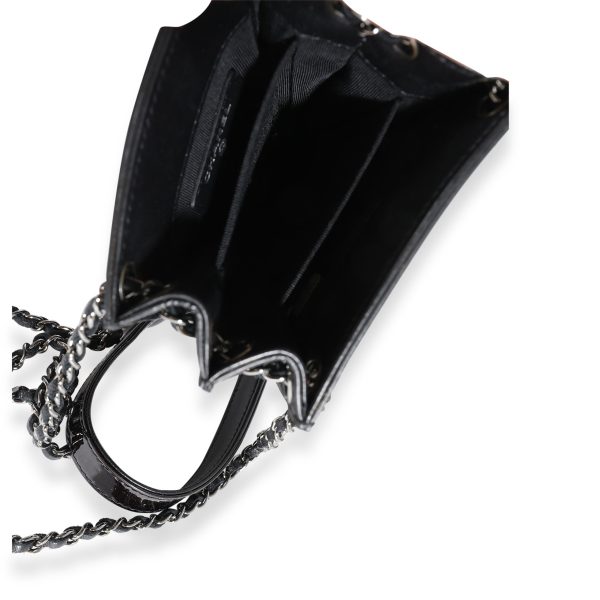 121296 bv Chanel Black Patent Leather CC O Phone Holder Crossbody