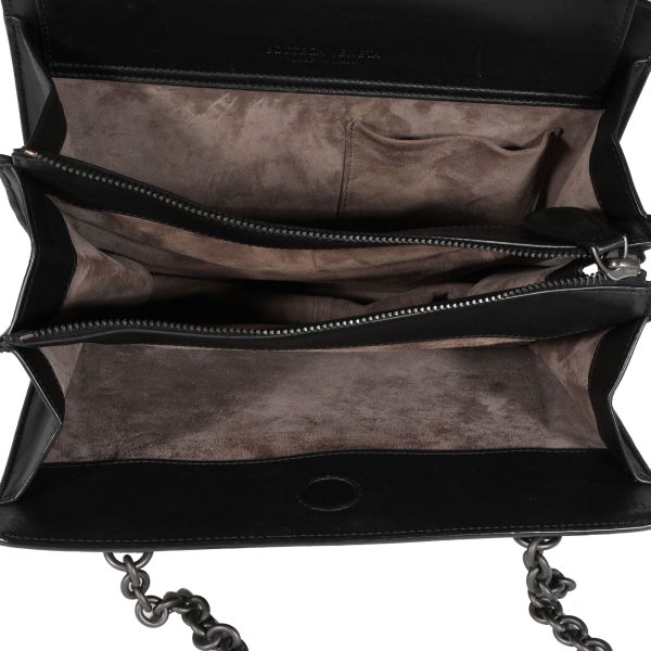 121351 av 0b065983 9f56 4e2e 981f e7cdf2ddda67 Bottega Veneta Black Intrecciato Leather Chain Shoulder Bag