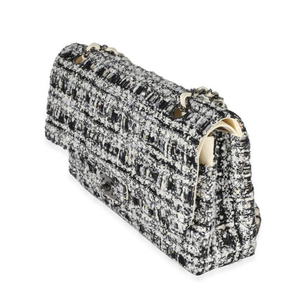 122483 sv Chanel Black White Tweed Medium Classic Double Flap Bag