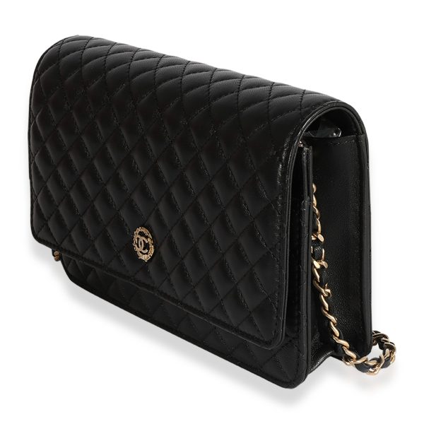 124003 sv Chanel Black Quilted Lambskin Chanel Crest Wallet On Chain