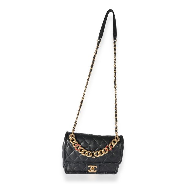 125217 clasp a8892b03 c8a7 4613 8888 4e8a6c78bb15 Chanel Black Quilted Lambskin Chain Link Bag