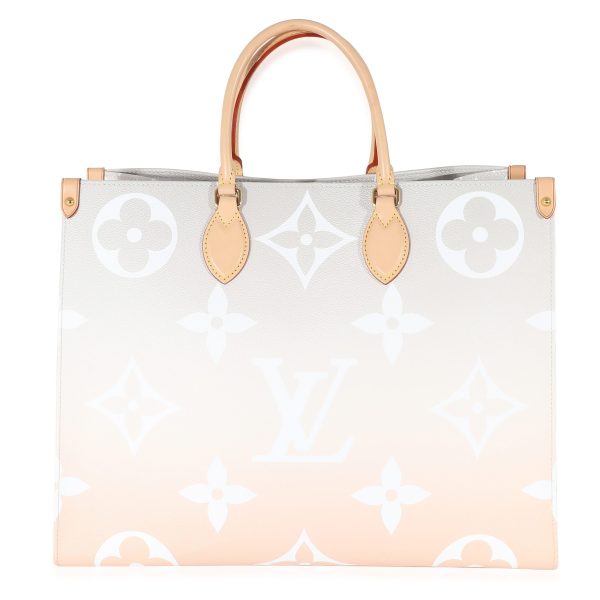 134731 pv Louis Vuitton Brume Monogram Giant By The Pool Onthego GM