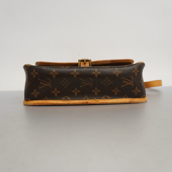 2 Louis Vuitton Shoulder Bag Monogram