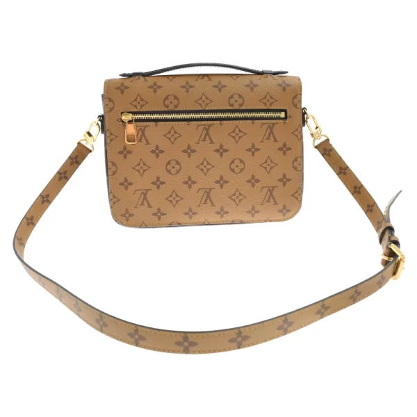 2 Louis Vuitton Pochette Metis MM Shoulder Bag Brown