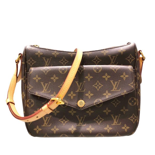 22026196 01 Louis Vuitton Monogram Saumur Shoulder Bag Canvas Leather