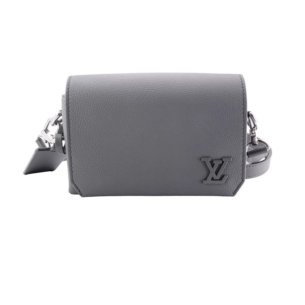 23019736 02 Louis Vuitton Messenger Shoulder Bag Fastline Wearable Wallet Aerogram Leather Gray