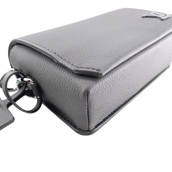 23019736 05 Louis Vuitton Messenger Shoulder Bag Fastline Wearable Wallet Aerogram Leather Gray