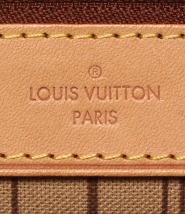 4 Louis Vuitton Shoulder Bag Delightful Monogram Brown