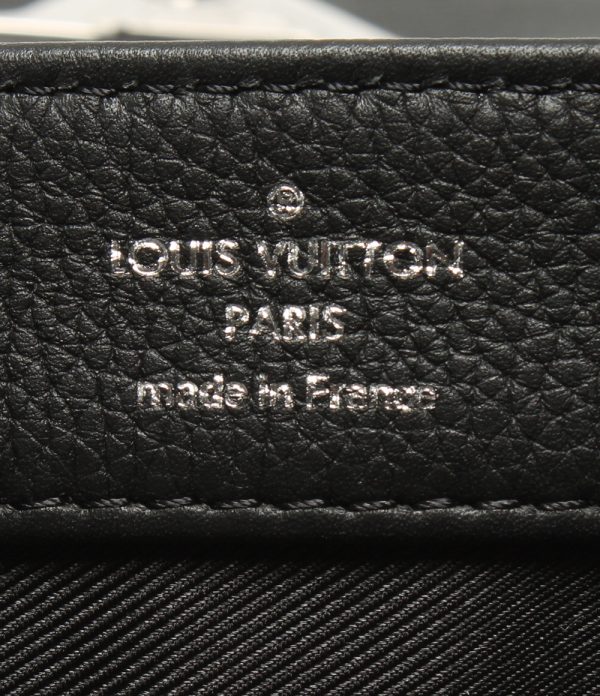 4 Louis Vuitton Lockme Shoulder Bag Calf Leather Black