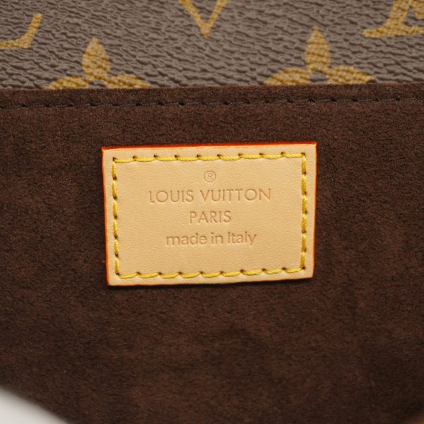 5 Louis Vuitton Monogram Pochette