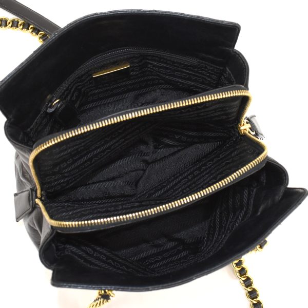 5000105884102822 8 Prada Chain Shoulder Bag Leather Vintage Triangle Logo Black