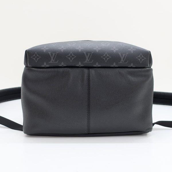 6 Louis Vuitton Discovery Backpack Rucksack Eclipse Taiga Noir Black