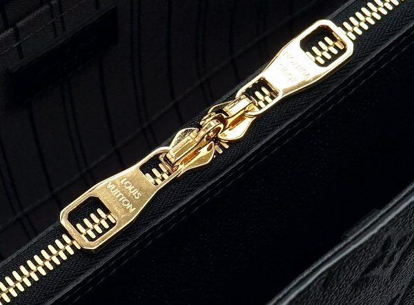 6 Louis Vuitton Monogram Empriente Montaigne MM Noir Black