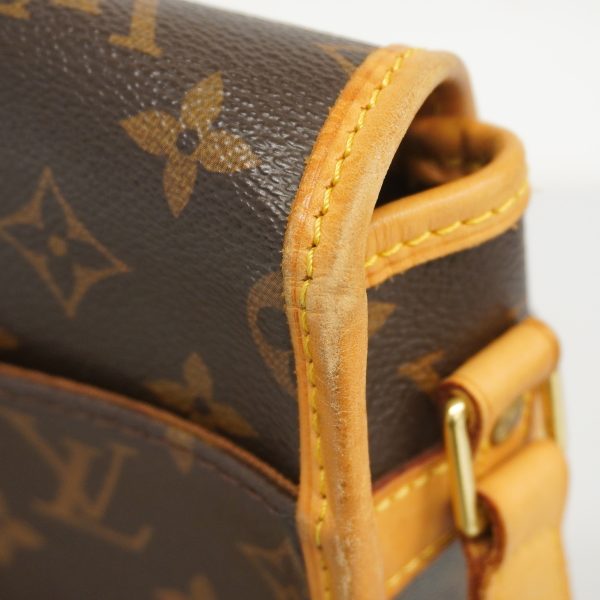 6 Louis Vuitton Shoulder Bag Monogram