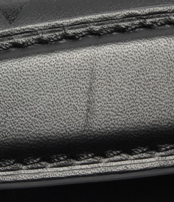 6 Louis Vuitton Chain Shoulder Bag Very Noir