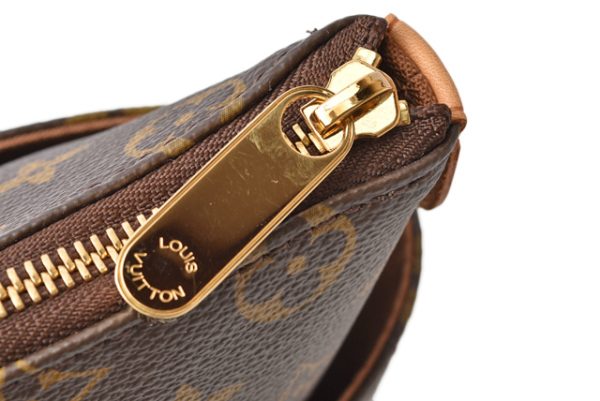 6 Louis Vuitton Shoulder Bag Totally PM Monogram