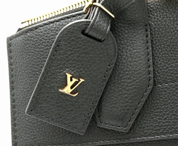 7 Louis Vuitton City Steamer MM Shoulder Bag Leather Noir Black